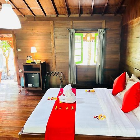 Avery Coconut Island Waterpark Beach Resort Carita Ngoại thất bức ảnh